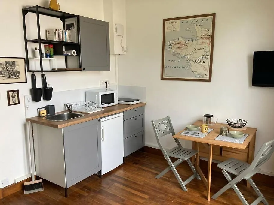 Studio Cosy, Lumineux Et Bien Situe 洛里昂 0*,  法国
